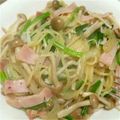 くじらっきーとなぉ's cooksnap of when they made しめじとほうれん草のパスタ.