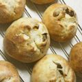 白井兎々's cooksnap of when they made 【HBで作る】砂糖をまぶしたぶどうパン.