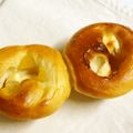 カピパラ's cooksnap of when they made カラメル林檎とクリチのSweetsパン.