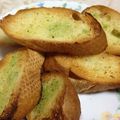 ぷにえぷに丸's cooksnap of when they made 簡単ガーリックトースト.