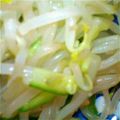 toujours＊'s cooksnap of when they made もやしときゅうりピリ辛ナムル.