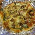 まなつまま's cooksnap of when they made 薄力粉で簡単サクサク★ピザ.