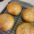 マリコねぇ's cooksnap of when they made 簡単HBで！手作りハンバーガーバンズ.