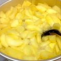 はのく's cooksnap of when they made あの材料2つだけ！?黄金のリンゴ煮♪.