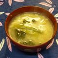 ひーゆっき's cooksnap of when they made 超簡単　小松菜とつぶし豆腐の味噌汁.