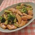 なつあつママ's cooksnap of when they made 鶏とブロッコリーのさっぱり中華炒め.