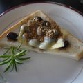 スタイリッシュママ's cooksnap of when they made 黒豆×ラムレーズンのチーズトースト.