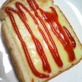 鬼嫁ちーちゃん's cooksnap of when they made ★か・ん・た・んピザトースト★.