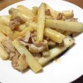 まゆみ母ちゃん's cooksnap of when they made 山芋と豚肉の酢醤油炒め.