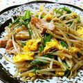 ねっちゃんっ's cooksnap of when they made 豚肉とニラもやしの炒め物.