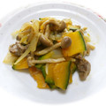 ☆AMR☆'s cooksnap of when they made ★南瓜･ｼﾒｼﾞと豚肉の炒め物★.