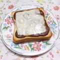 まっちー食堂's cooksnap of when they made 朝食に！カレーチーズトースト.