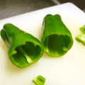 まゆこ．Ｍ's cooksnap of when they made ピーマンをデコピン！種を上手にとる方法.