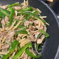 yasupom's cooksnap of when they made 簡単！豚こまで青椒肉絲.
