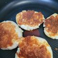 クックEEQW81☆'s cooksnap of when they made 発酵なし米粉のふわふわチーズパン.