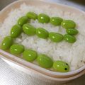 紅葉ｙ's cooksnap of when they made ✿簡単キャラ弁　枝豆de干支巳（ヘビ）✿.