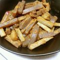 あーhya's cooksnap of when they made 牛蒡とコンニャクのピリ辛味噌炒め.