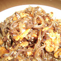 skamegu's cooksnap of when they made くるみとじゃこの佃煮.