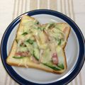 ひぃこ＊'s cooksnap of when they made アスパラベーコンオニオンチーズトースト♪.