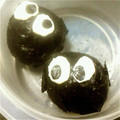 りゅうタック☆'s cooksnap of when they made キャラ弁 簡単まっくろくろすけ.