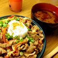 みのる28号。's cooksnap of when they made うま辛豚丼～温玉のせ～.