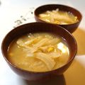 sacoママ's cooksnap of when they made 炒めキャベツのごま味噌汁.