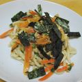 鈴ピヨ's cooksnap of when they made ★あっさり焼きうどん★だしが決め手★.