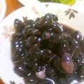 ユーロン's cooksnap of when they made 無水鍋で炊く、美味しい黒豆♪.