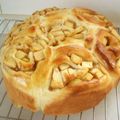 momochacra's cooksnap of when they made アップル☆さつまいものカスタードパン.