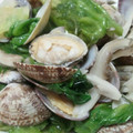 かなじる's cooksnap of when they made 簡単！あさりとレタスの酒蒸し♪.
