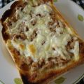 kahoo's cooksnap of when they made これまた定番☆皆大好きツナチーズトースト.