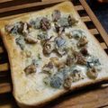 るる子's cooksnap of when they made 胡桃＆ブルーチーズのトースト.