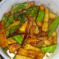 cherry_u's cooksnap of when they made 揚げ長芋とさやえんどうの炒めもの.