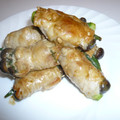 monemaruku's cooksnap of when they made 柚子こしょうでさっぱり♪きのこの豚肉巻き.