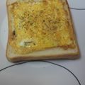 かまくみ's cooksnap of when they made 朝食が楽しみになる！卵パン♪.