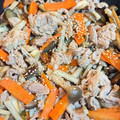 pom03's cooksnap of when they made 豚こまとなす人参しめじのオイスター炒め.