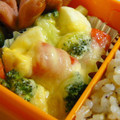 nasubeam's cooksnap of when they made お弁当に♡ゆで卵とカニかまのチーズ焼き.