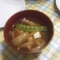 ラリー＆サラ's cooksnap of when they made 油揚げと絹ごし豆腐の味噌汁.