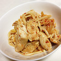 nuri0's cooksnap of when they made ■えのきと鶏のササミの韓国風和え物！.