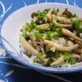 kaorulove's cooksnap of when they made ゆずこしょうが決め手！しめじあんかけ丼.