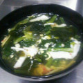minao2318's cooksnap of when they made ほうれん草とかにかまとわかめのすまし汁.