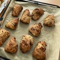 saki.'s cooksnap of when they made ホットケーキミックスでバナナスコーン.