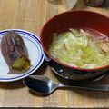 ★ゴンぎつね★'s cooksnap of when they made 簡単キャベツとウィンナーのコンソメスープ.