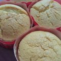 まいケる's cooksnap of when they made ホワふわメープル生クリームのカップケーキ.