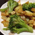 chandrini's cooksnap of when they made じゃがいものタイム炒め.