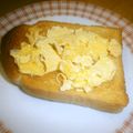 白いぐれーぷ's cooksnap of when they made 普通に美味しいマヨ卵トースト♪.