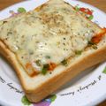 もりはん's cooksnap of when they made しらすとキムチの葱胡麻トースト.