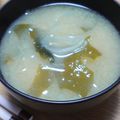 ﾋﾟﾛﾐ♡'s cooksnap of when they made 玉ねぎとわかめのお味噌汁.