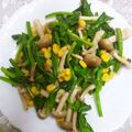 syuka55's cooksnap of when they made ホウレンソウと椎茸、コーンのバター炒め.