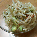 ayafuyu's cooksnap of when they made カニかまともやしのポン酢ゴマ和え.